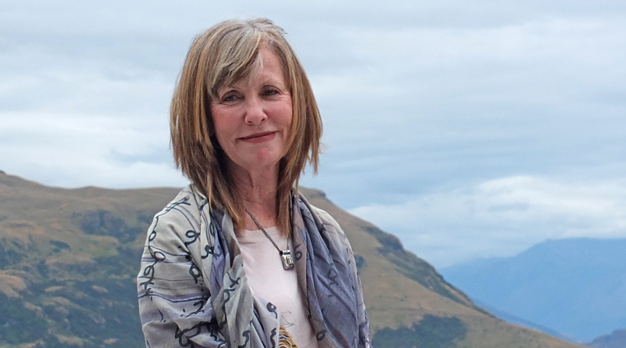 Janet Mckelvey headshot.