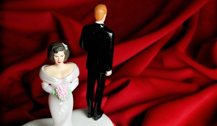 Wedding cake figures.